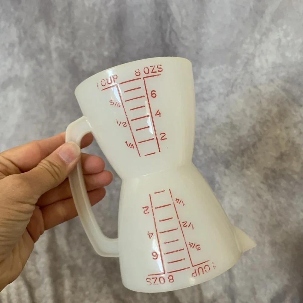 Tupperware Vintage Dry Wet Double Measuring Cup 8 oz 1 Cup 2 Sided Hour Glass